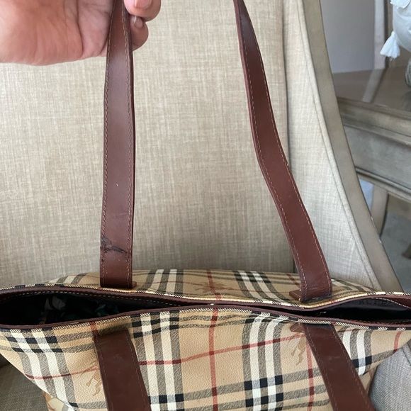 Authentic Burberry vintage nova check tote bag (F305) - Picture 7 of 15